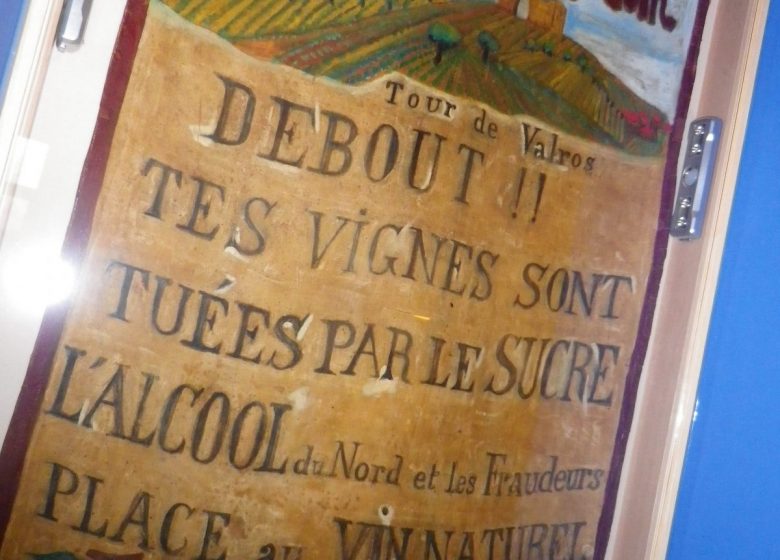 BANNIÈRE DES VIGNERONS DE VALROS-1907